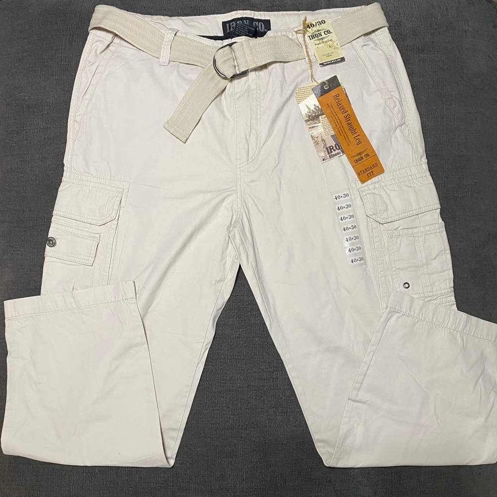 New Iron Co Cargo Pants with Relaxed Fit and Belt khaki 40x32